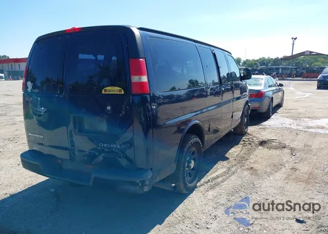 2005 Chevrolet Express из США, поврежденный, VIN 1GNFG15T551160463